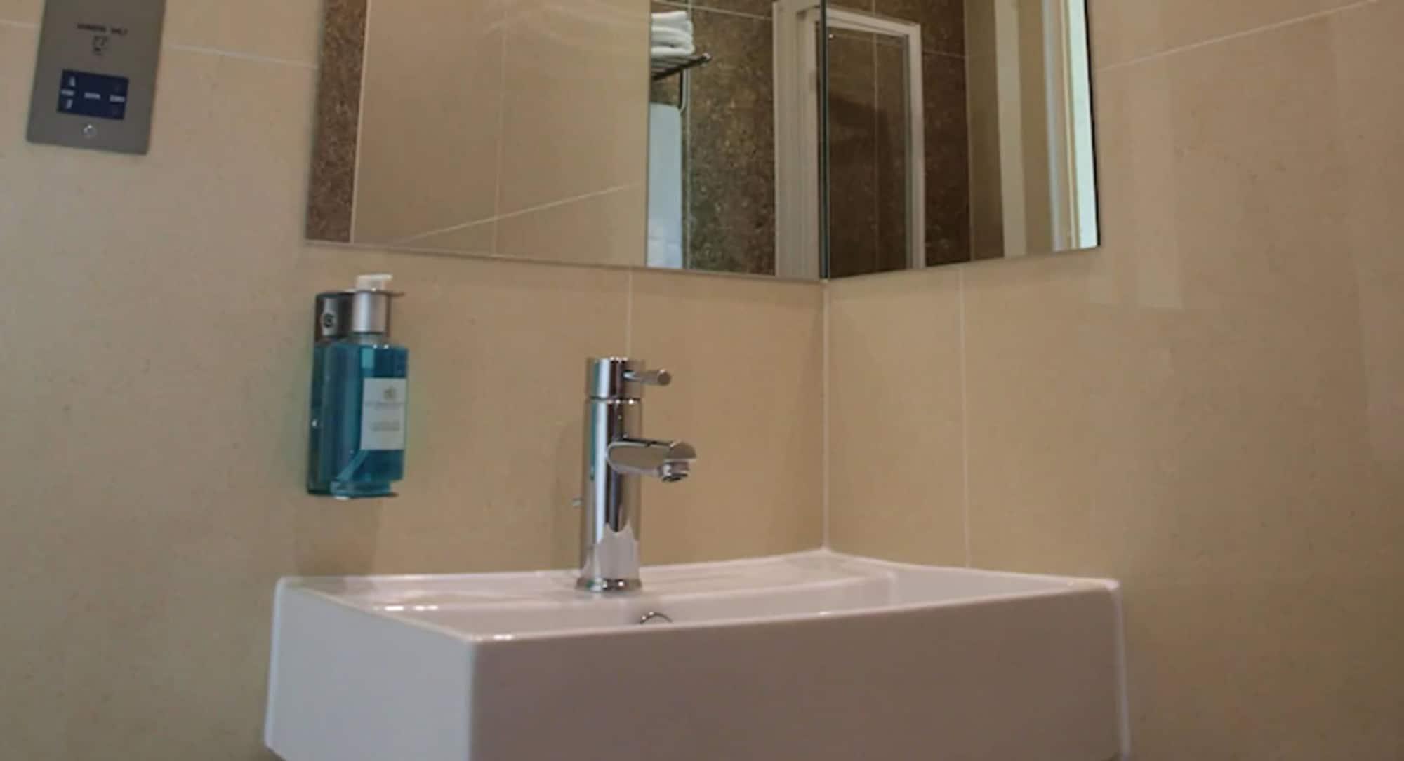 Simply Rooms & Suites London Eksteriør bilde