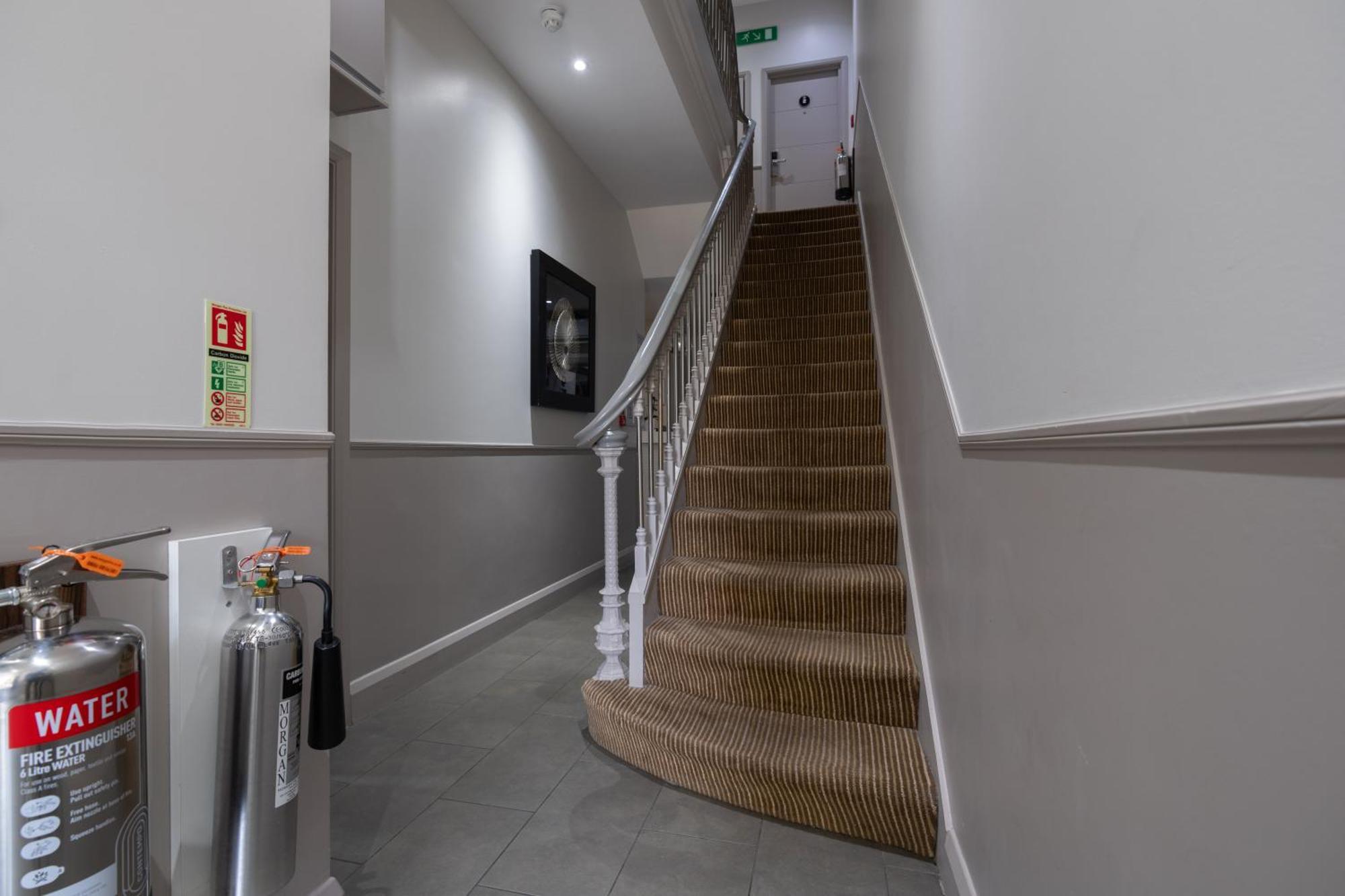 Simply Rooms & Suites London Eksteriør bilde
